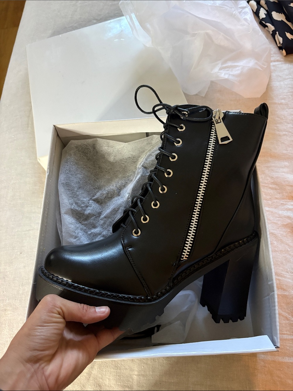 Women’s Black Lace-Up Platform Ankle Boots with Side Zipper